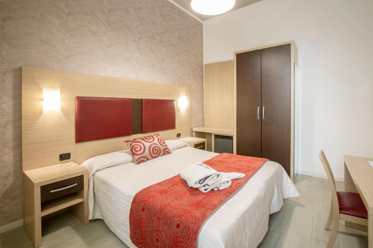 Hotel Playa Viareggio Exterior photo