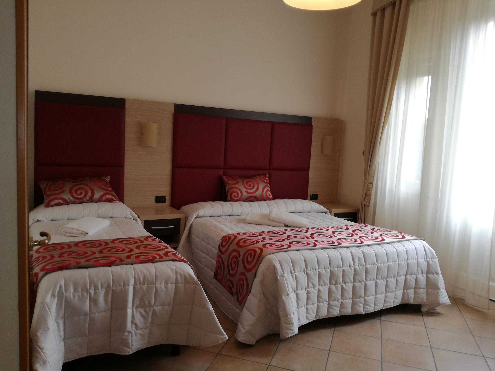 Hotel Playa Viareggio Exterior photo