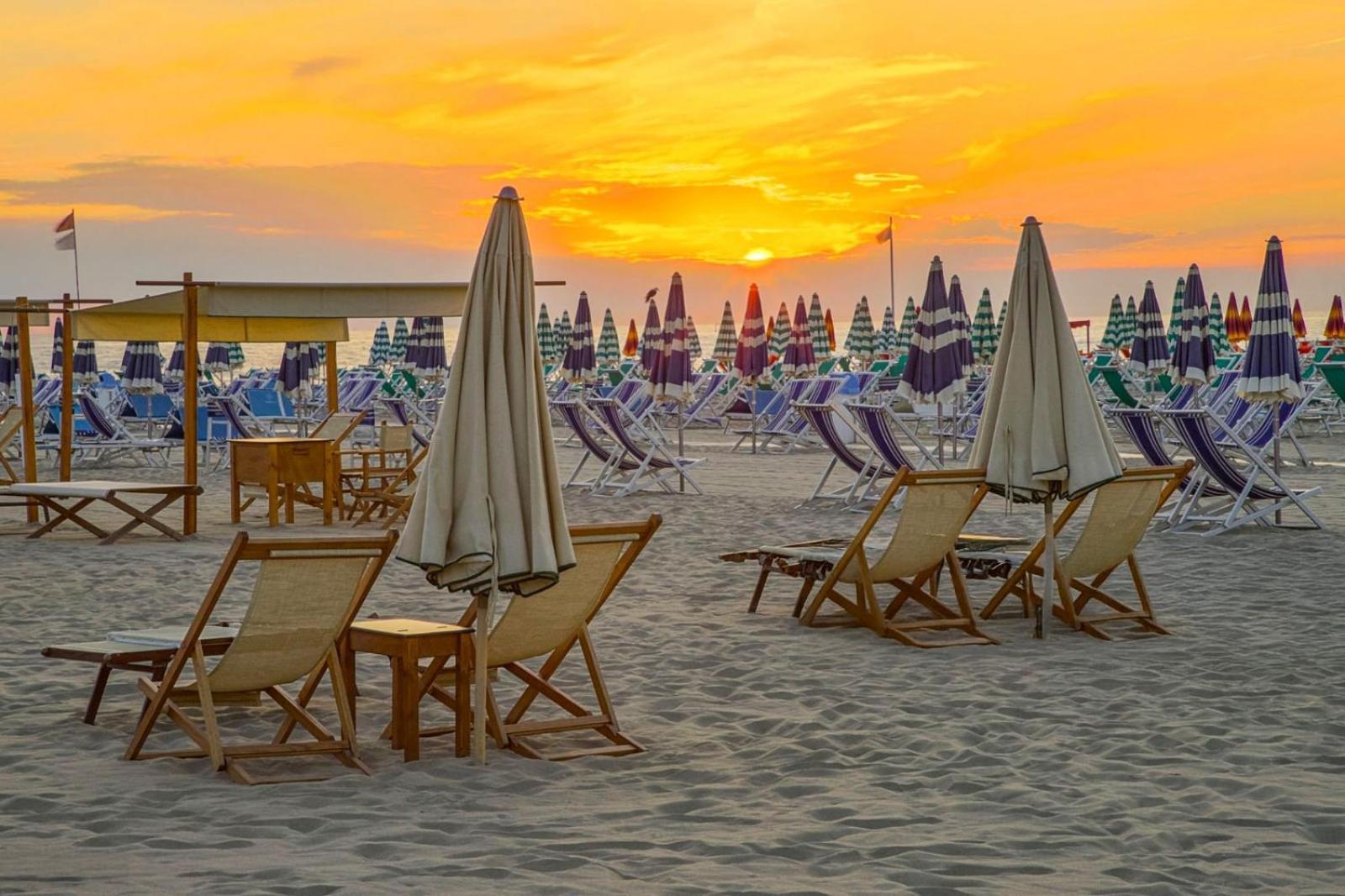 Hotel Playa Viareggio Exterior photo