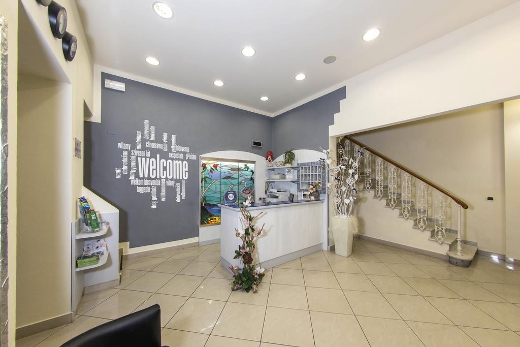 Hotel Playa Viareggio Exterior photo