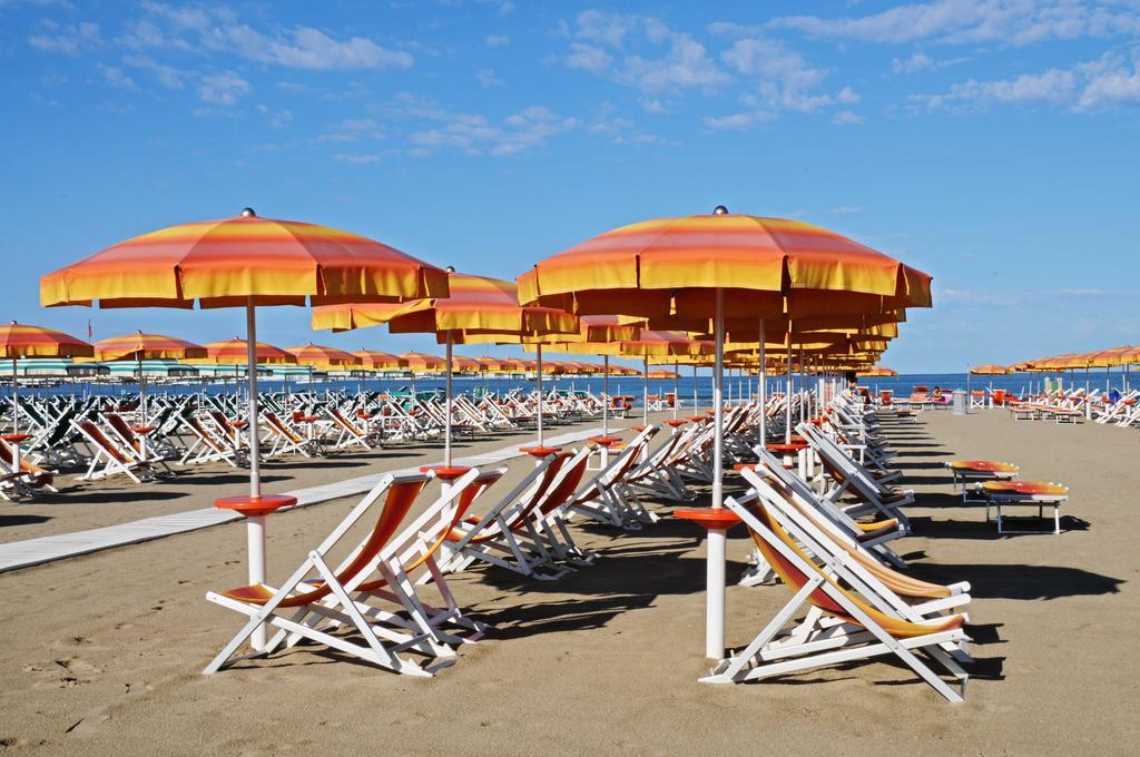 Hotel Playa Viareggio Exterior photo